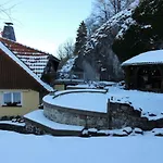 Am Burgberg شقة روبيلاند